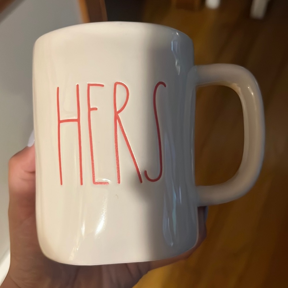 4 mugs $20